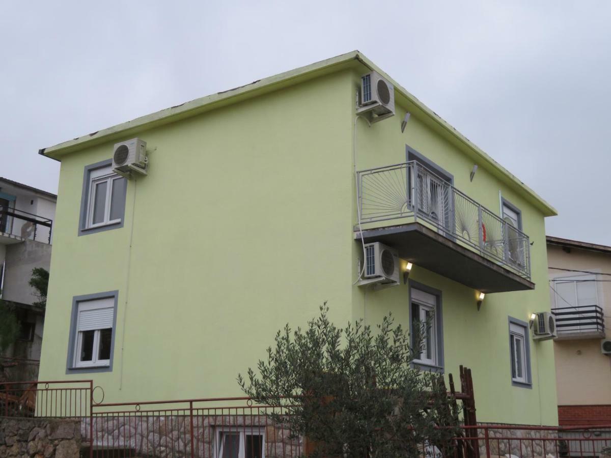 Apartments La Bombonera Starigrad Paklenica Eksteriør billede